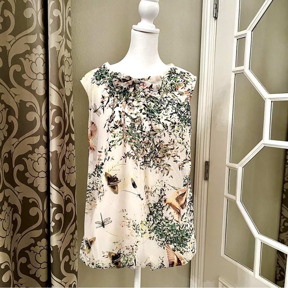 Ted Baker Ivory and Green Floral Sleeveless Blouse - Size Medium